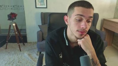 KaydenDrew live cam on Cam4