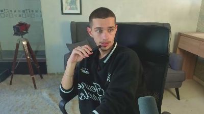 KaydenDrew live cam on Cam4