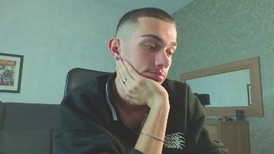 KaydenDrew live cam on Cam4
