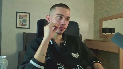 KaydenDrew live cam on Cam4