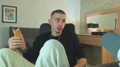 KaydenDrew live cam on Cam4