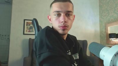 KaydenDrew live cam on Cam4