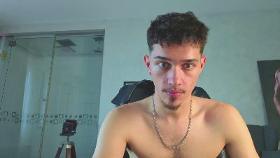 KaydenDrew live cam on Cam4