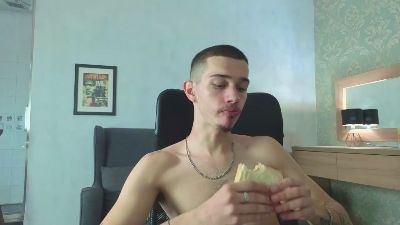 KaydenDrew live cam on Cam4
