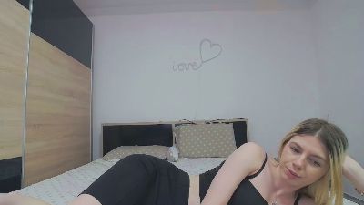 KaylaBloom live cam on Cam4