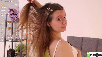 KaylaCoates live cam on Cam4