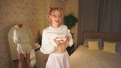 KaylaEben live cam on Cam4