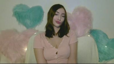 KaylaHoney live cam on Cam4