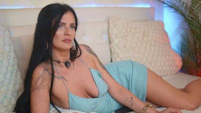 KaylaVegas live cam on Cam4