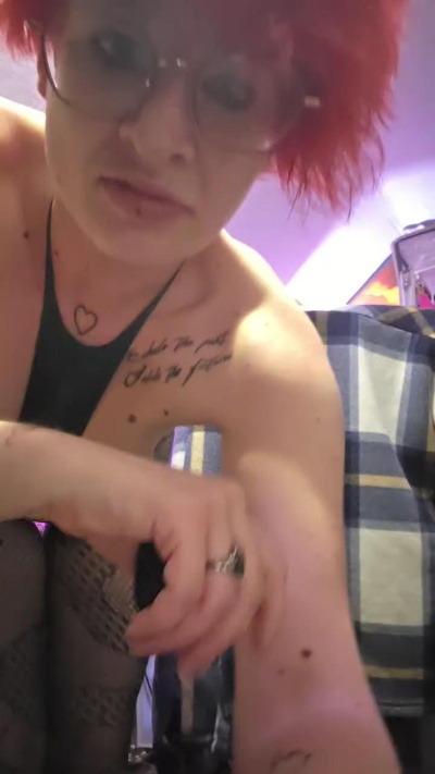 Kaylathebaddie live cam on Cam4