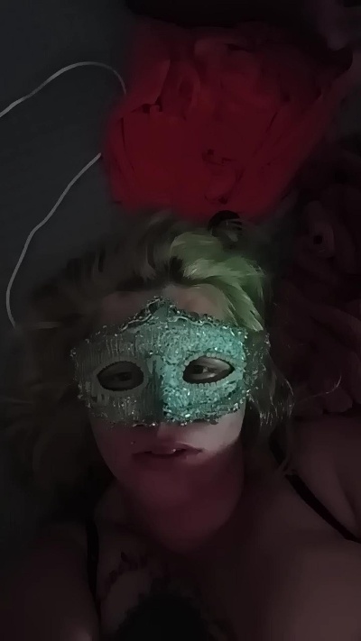 Kbabylove25 live cam on Cam4
