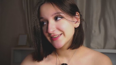 KeeleyByron live cam on Cam4