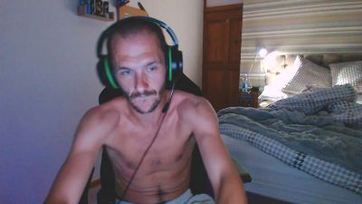 Keeno67 live cam on Cam4