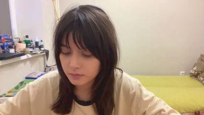 KeilaBallek live cam on Cam4
