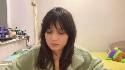 KeilaBallek live cam on Cam4