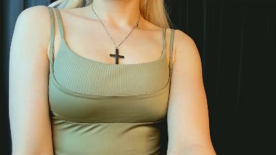 KeilaSolanki live cam on Cam4