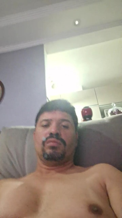 Kell83 live cam on Cam4