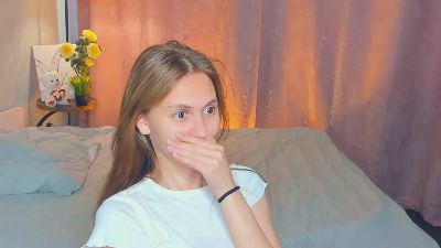 KelleeMath live cam on Cam4