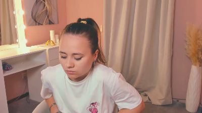 KelleeWitschi webcam
