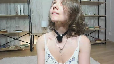 KelleeWitschi live cam on Cam4