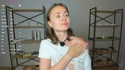 KelleeWitschi live cam on Cam4