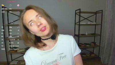 KelleeWitschi live cam on Cam4