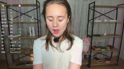 KelleeWitschi live cam on Cam4