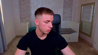 KellenWest live cam on Cam4