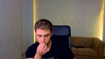 KellenWest live cam on Cam4