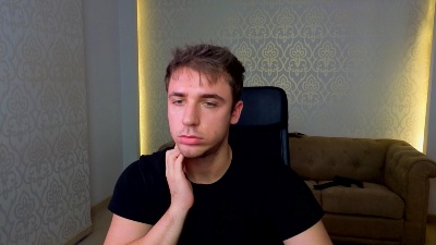 KellenWest live cam on Cam4