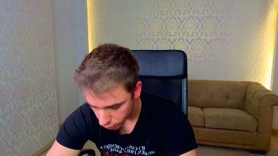 KellenWest live cam on Cam4
