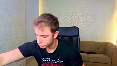 KellenWest live cam on Cam4