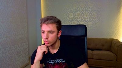 KellenWest live cam on Cam4