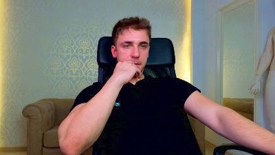 KellenWest live cam on Cam4