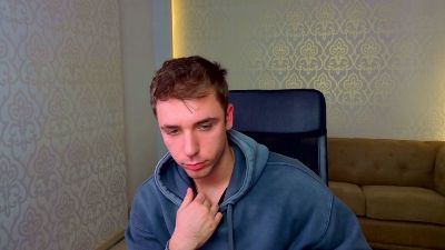 KellenWest live cam on Cam4