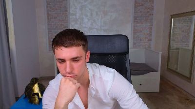 KellenWest live cam on Cam4
