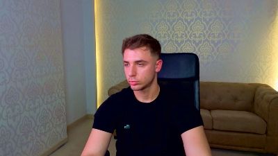 KellenWest live cam on Cam4