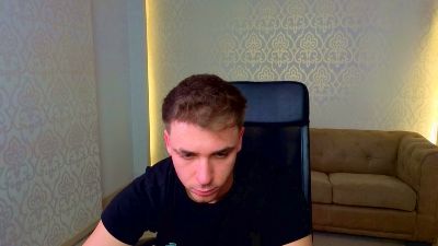 KellenWest live cam on Cam4
