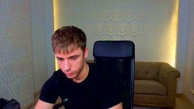KellenWest live cam on Cam4