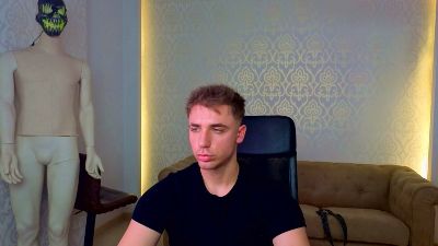 KellenWest live cam on Cam4