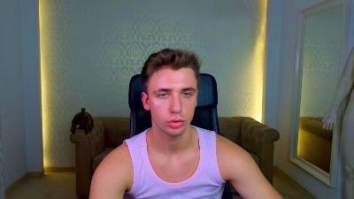 KellenWest live cam on Cam4