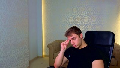 KellenWest live cam on Cam4