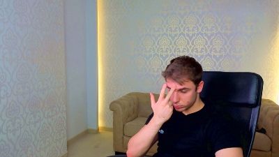 KellenWest live cam on Cam4