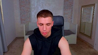 KellenWest live cam on Cam4