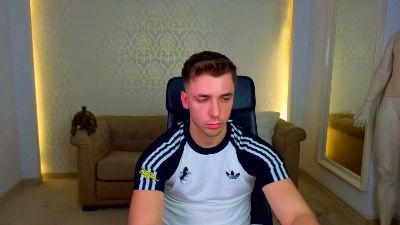 KellenWest live cam on Cam4