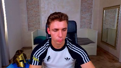 KellenWest live cam on Cam4