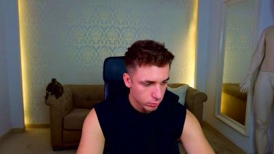 KellenWest live cam on Cam4