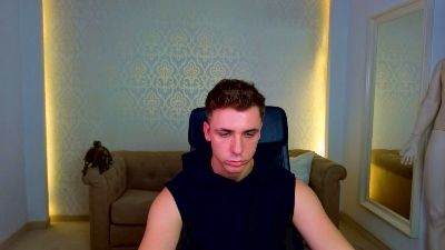 KellenWest live cam on Cam4