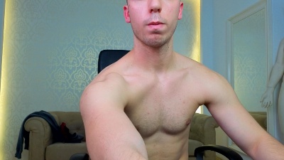 KellenWest live cam on Cam4
