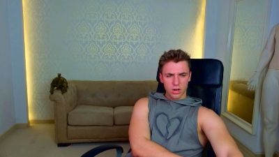 KellenWest live cam on Cam4